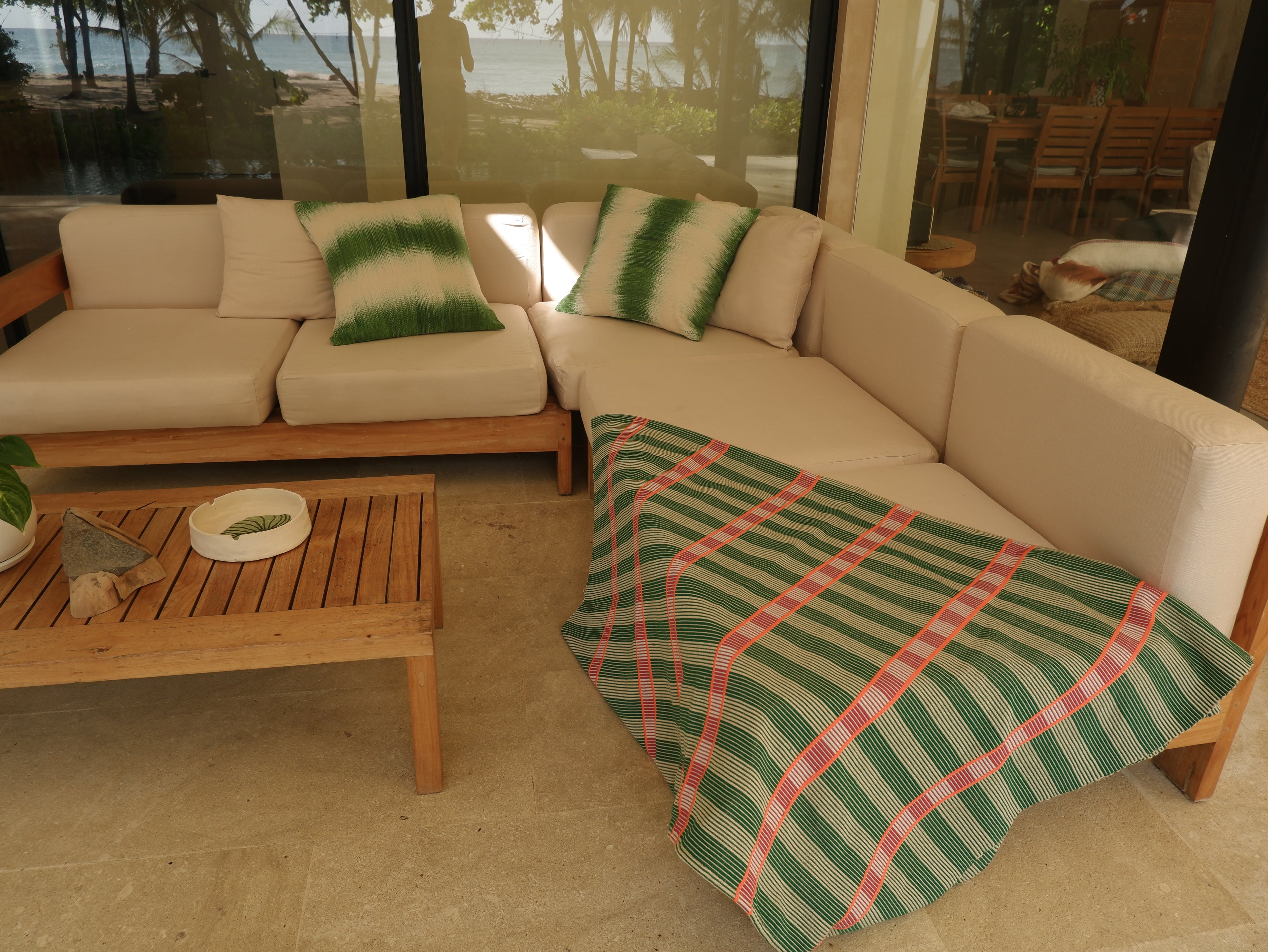 Tropical Cushion
